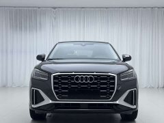 Audi Q2L 35 TFSI fashionable and dynamic - фото 2