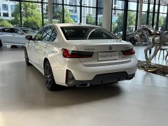 BMW 3 Series 320Li M Sports Package - фото 12