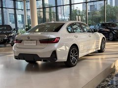 BMW 3 Series 320Li M Sports Package - фото 4