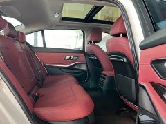 BMW 3 Series 320Li M Sports Package - фото 6