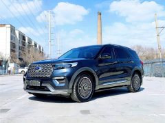 Ford Explorer 2020 EcoBoost 285 4WD Platinum 7-Seater - фото 1