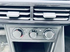 Volkswagen Lavida Xinrui 1.5L Outstanding Xinyi Edition - фото 18