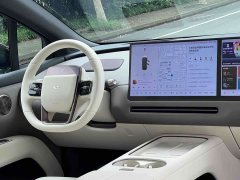 Li Auto Ideal i6 2025 four-wheel drive standard version - фото 12
