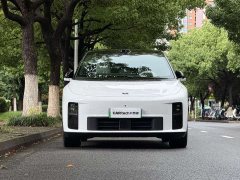 Li Auto Ideal i6 2025 four-wheel drive standard version - фото 2