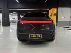 Tesla Model Y rear-wheel drive version - фото 5