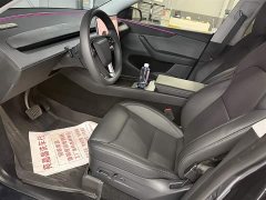 Tesla Model Y rear-wheel drive version - фото 7