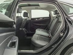 Volkswagen Passat Plug-in Hybrid 2022 430PHEV Hybrid Luxury Edition - фото 15