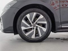 Volkswagen Passat Plug-in Hybrid 2022 430PHEV Hybrid Luxury Edition - фото 17