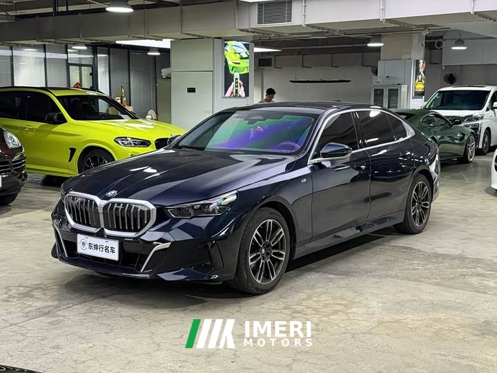 BMW 5 Series 525Li M Sports Package - автомобиль из Китая