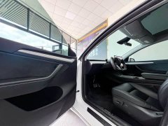 Tesla Model Y rear-wheel drive version - фото 11