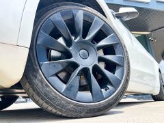 Tesla Model Y rear-wheel drive version - фото 12