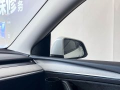 Tesla Model Y rear-wheel drive version - фото 7