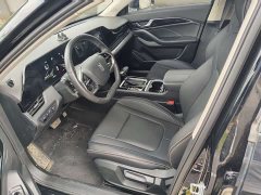 Bestune B70 2023 3rd Gen 1.5T Automatic Enjoy 70th Anniversary Edition - фото 8