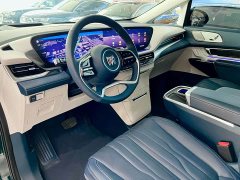 Lynk & Co Century 2.0T four-seater private version - фото 7