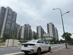 Geely Emgrand 4th generation 1.5L CVT premium - фото 9