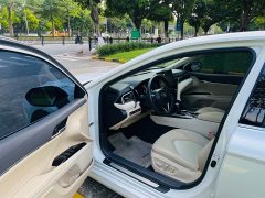 Toyota Camry 2.0G Luxury Edition - фото 6