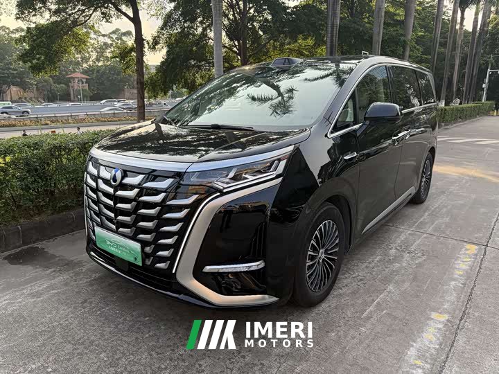 Denza D9 DM-i smart driving version 1020 four-wheel drive flagship - автомобиль из Китая