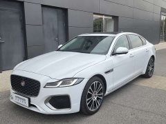 Jaguar XFL 2024 2.0T P250 two-wheel drive exclusive luxury version - фото 1