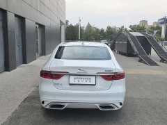 Jaguar XFL 2024 2.0T P250 two-wheel drive exclusive luxury version - фото 7