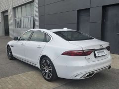 Jaguar XFL 2024 2.0T P250 two-wheel drive exclusive luxury version - фото 8
