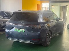 AITO Wenjie M9 extended range Ultra version 52kWh 6-seater version - фото 3