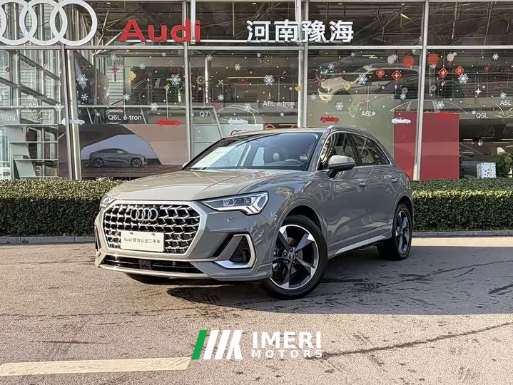 Audi Q3 35 TFSI Fashionable and Dynamic - автомобиль из Китая