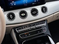 Mercedes-Benz E-Class (Imported) E 260 Coupe - фото 18
