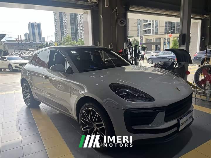 Porsche Macan T 2.0T - автомобиль из Китая