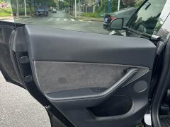 Tesla Model Y rear-wheel drive version - фото 7
