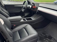 Tesla Model Y rear-wheel drive version - фото 8
