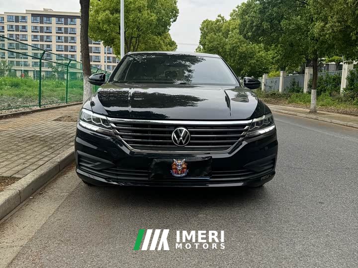 Volkswagen Lavida 2021 1.5L automatic fashion version - автомобиль из Китая