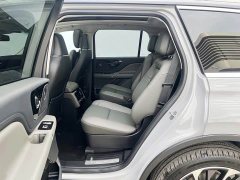 BMW Pilot 3.0T V6 four-wheel drive luxury version, six seats - фото 7