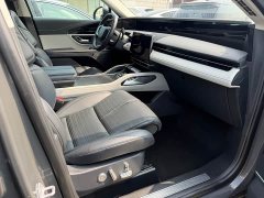 Lynk & Co Voyager 2023 2.0T four-wheel drive Zunrui version - фото 9
