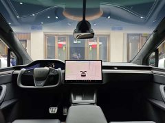 Tesla Model X 2023 dual-motor all-wheel drive version - фото 5
