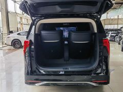 Lynk & Co Century 2.0T four-seater private version - фото 17