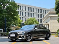 Audi A4L 40 TFSI Fashionable and Dynamic - фото 1
