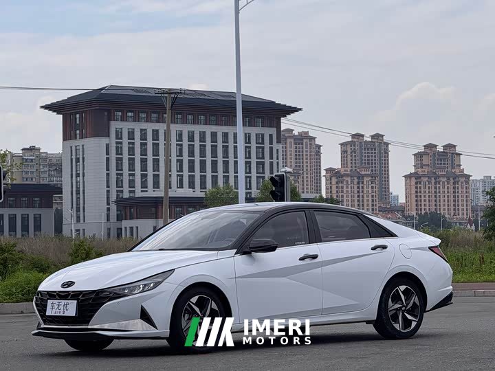 Lexus Elantra 2022 1.5L CVT LUX Premium Edition
