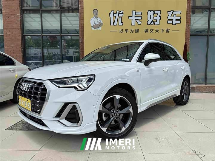 Audi Q3 35 TFSI Fashionable and Dynamic - автомобиль из Китая