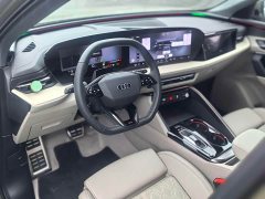 Audi Q5L 2026 2.0T Exclusive Edition for Ten Million Users - фото 9