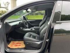 Tesla Model Y rear-wheel drive version - фото 10