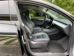Tesla Model Y rear-wheel drive version - фото 16
