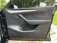 Tesla Model Y rear-wheel drive version - фото 17