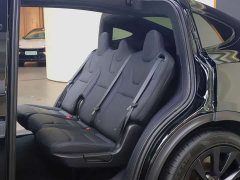 Tesla Model X dual-motor all-wheel drive version - фото 7