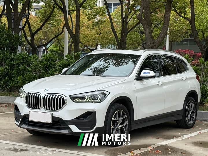BMW X1 2022 sDrive25Li Leading - автомобиль из Китая