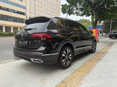 Volkswagen Tiguan L 330TSI automatic two-wheel drive R-Line version - фото 11