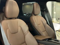 Volvo XC60 B5 AWD Plus Luxury - фото 12