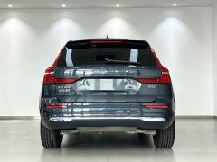 Volvo XC60 B5 AWD Plus Luxury - фото 6