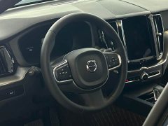 Volvo XC60 B5 AWD Plus Luxury - фото 8