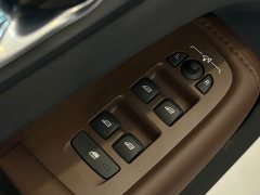 Volvo XC60 B5 AWD Plus Luxury - фото 9