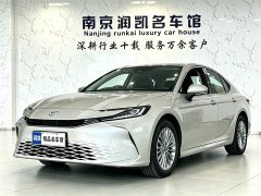 Toyota Camry Shuangqing 2.0HGVP Deluxe Edition - фото 1
